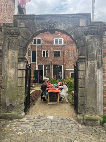 Zomerworkshop-klassiek-en-intuitief-schilderen-engelse-kerk-Middelburg-11